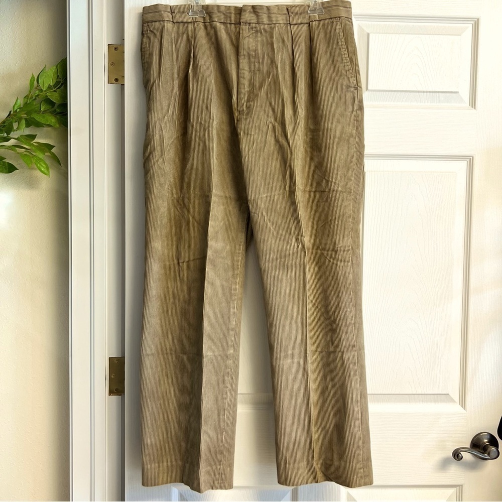 Vintage AUSTIN REED Corduroy Pants Tan Pleated front 90s men’s size 36 cotton